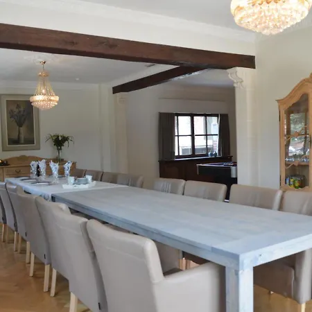 Villa Amougies Villa
